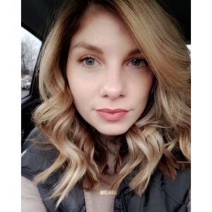 Meet your Posher, Hillary